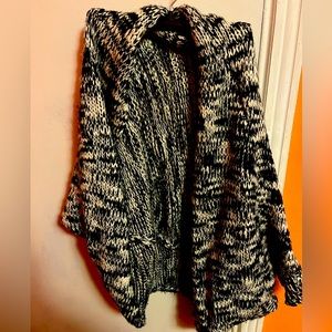 H&M black and white slouch cardigan one size